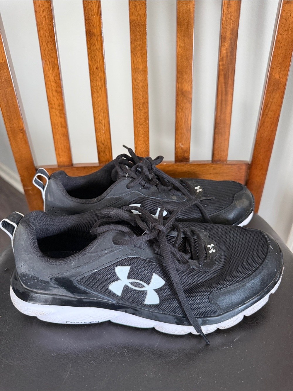Under Armour Sneakers